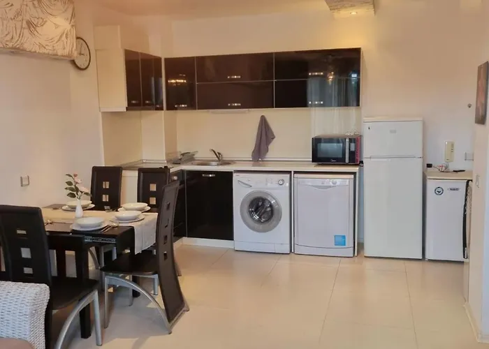 Vibes Apartment Nesebar